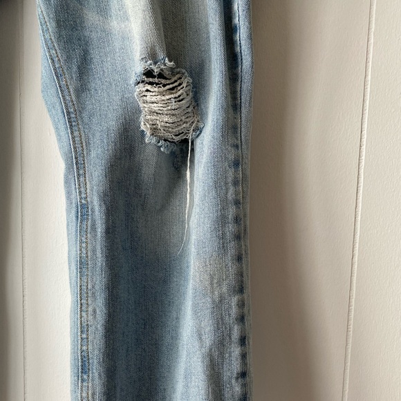 Mid Rise Distressed Flare Ankle Jeans - Picture 4 of 5